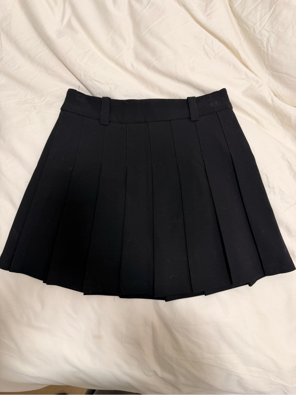 Aritzia Sunday Best Black Pleated Skirt